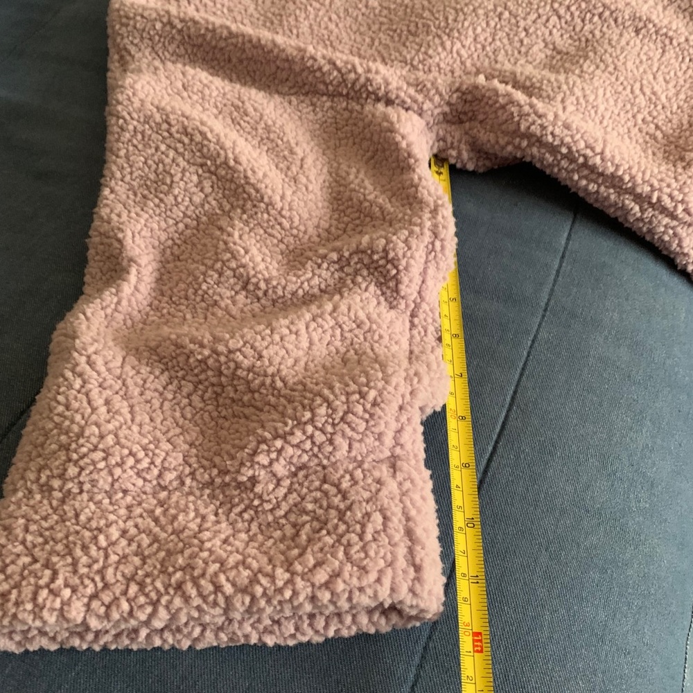 Donate Gap Sherpa Sweater - Picture 9 of 12